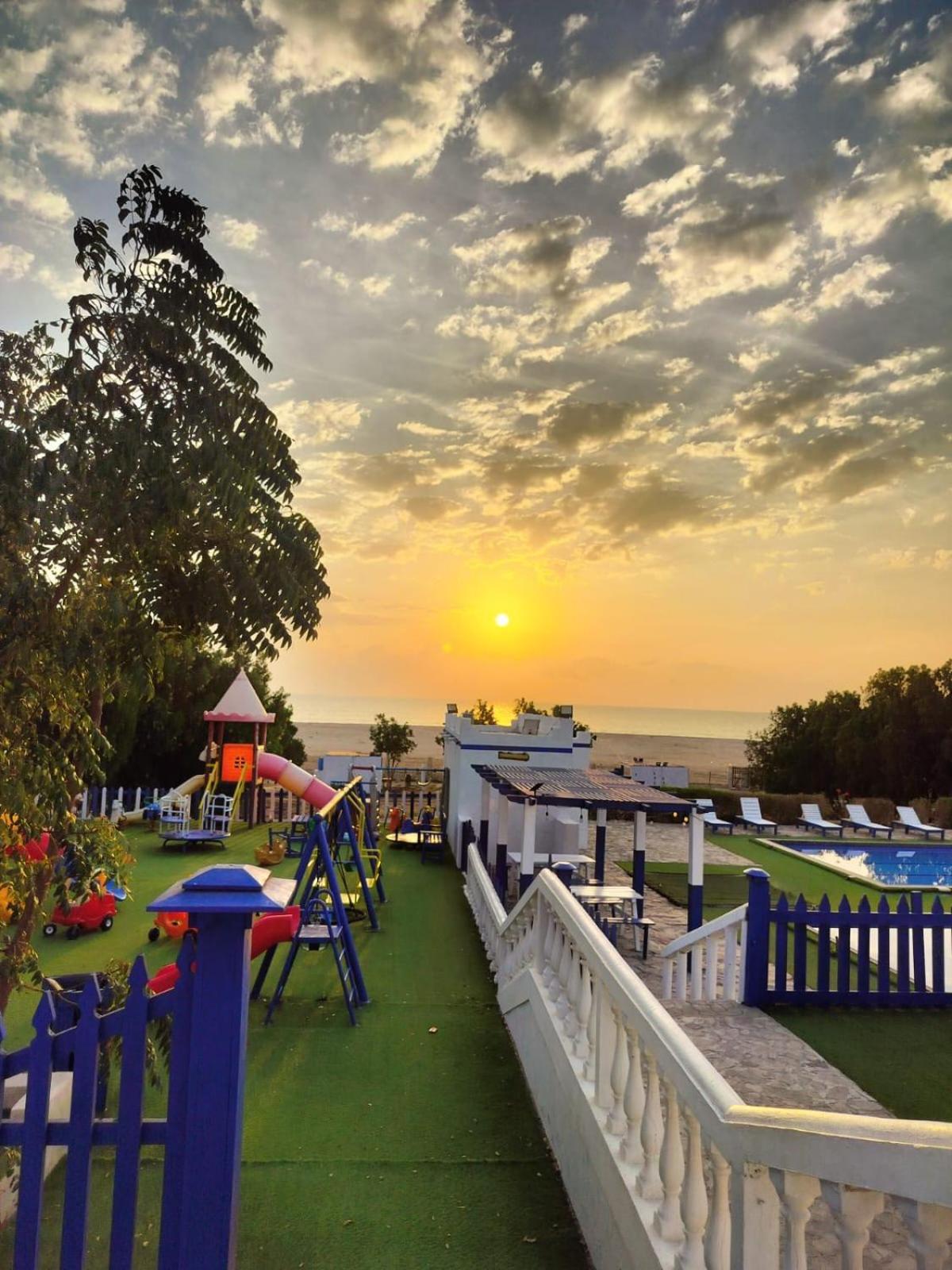Al-Ashkhara Beach Resort منتجع شاطئ الأشخرة Ель-Шаркія Екстер'єр фото